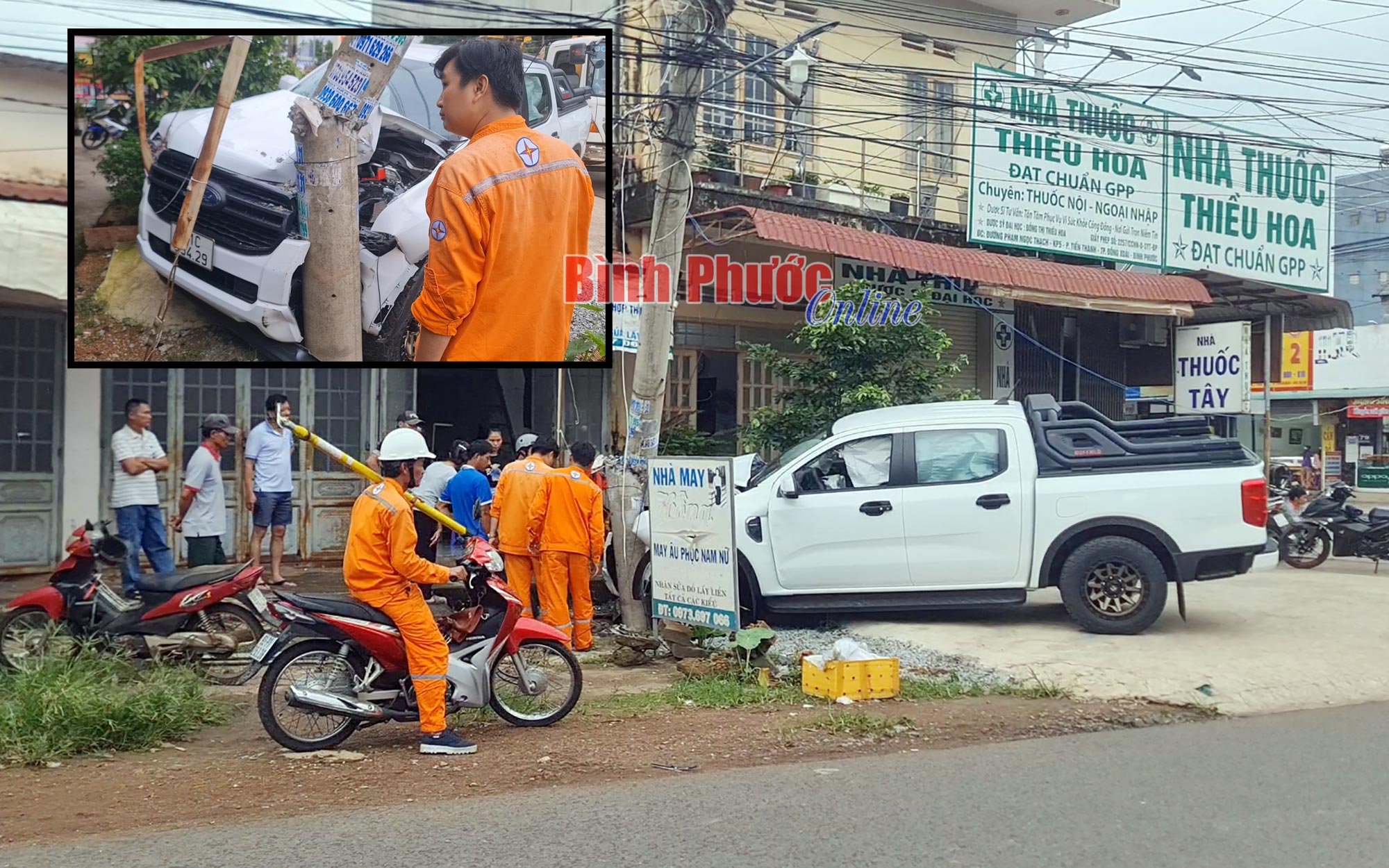 Xe bán tải mất lái tông gãy cột điện