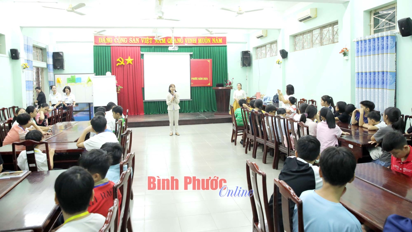 65 học viên tham gia lớp “Kỹ năng mùa hè