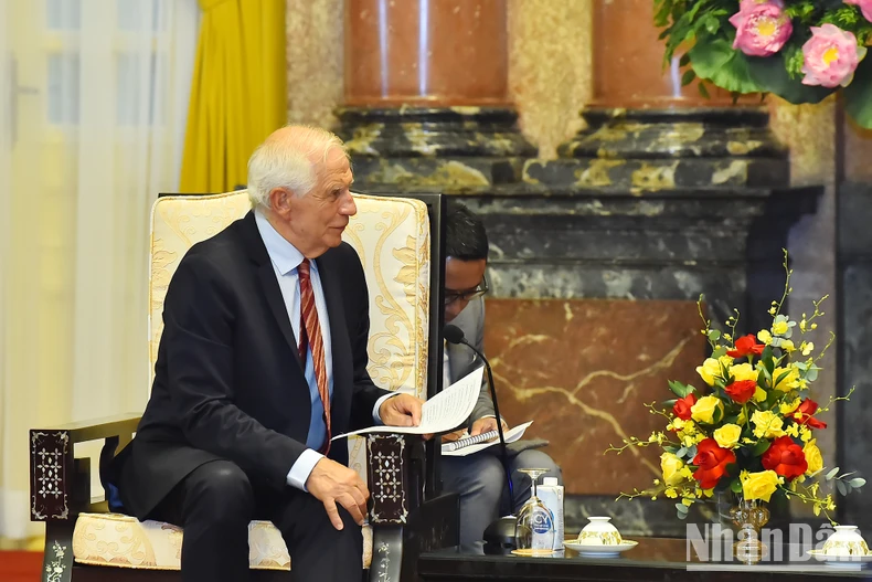 [Ảnh] Chủ tịch nước Tô Lâm tiếp Phó Chủ tịch Ủy ban châu Âu Josep Borell Fontelles ảnh 5