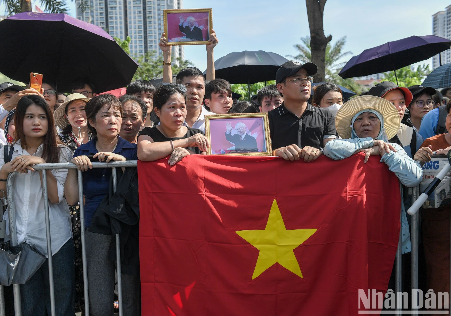 Một lòng kính cẩn tiễn biệt ảnh 10