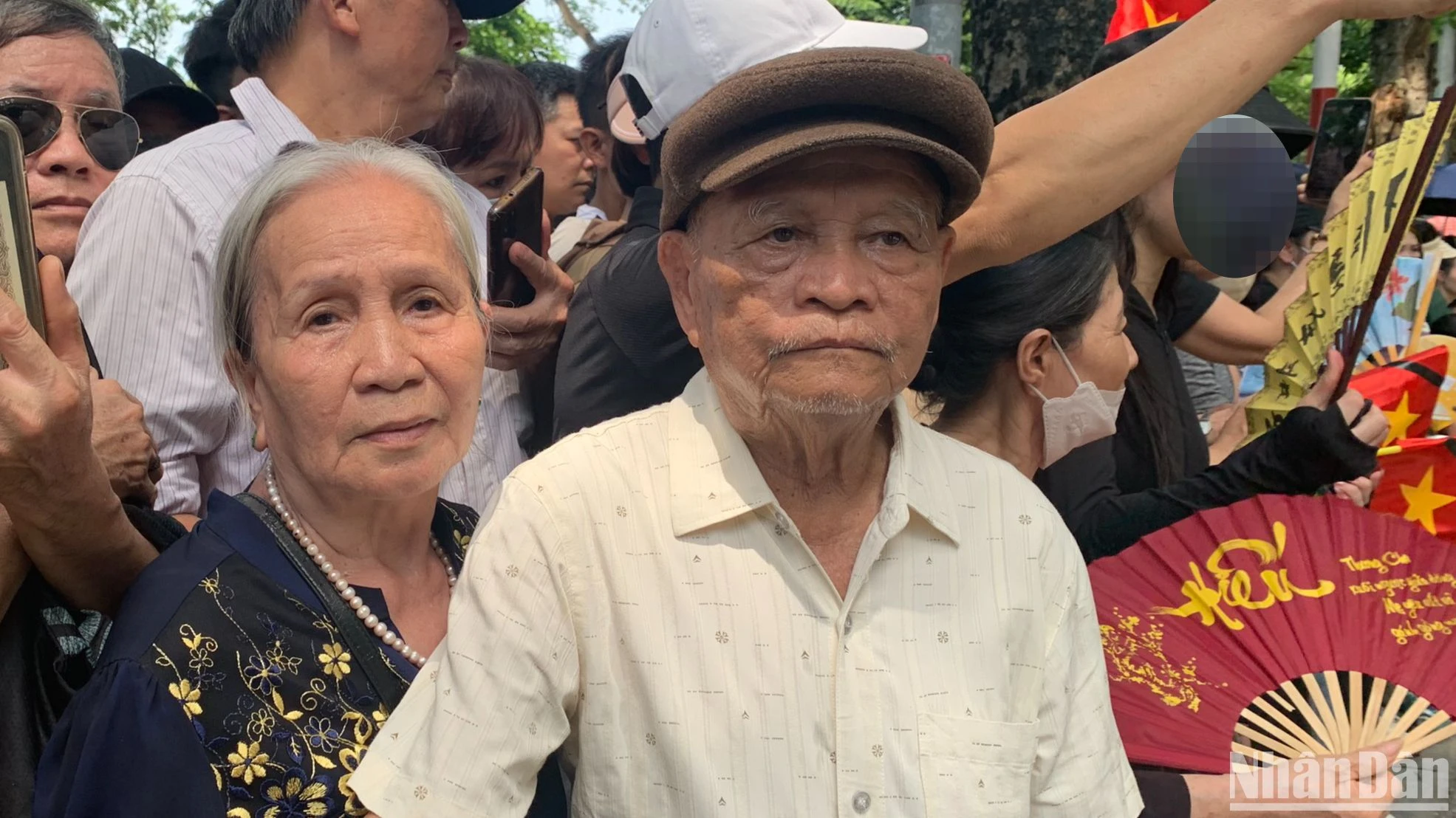 Một lòng kính cẩn tiễn biệt ảnh 2