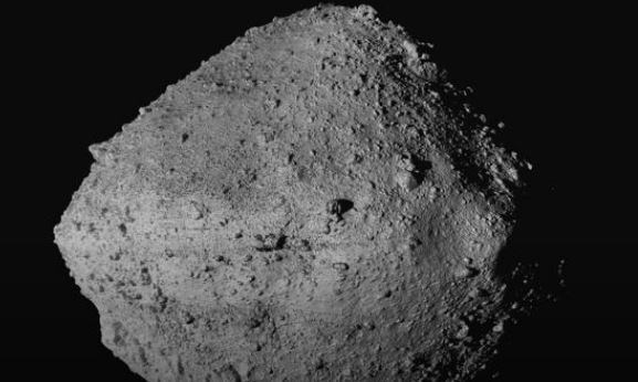 Kha nang tieu hanh tinh Bennu dam vao Trai dat la bao nhieu? hinh anh 1