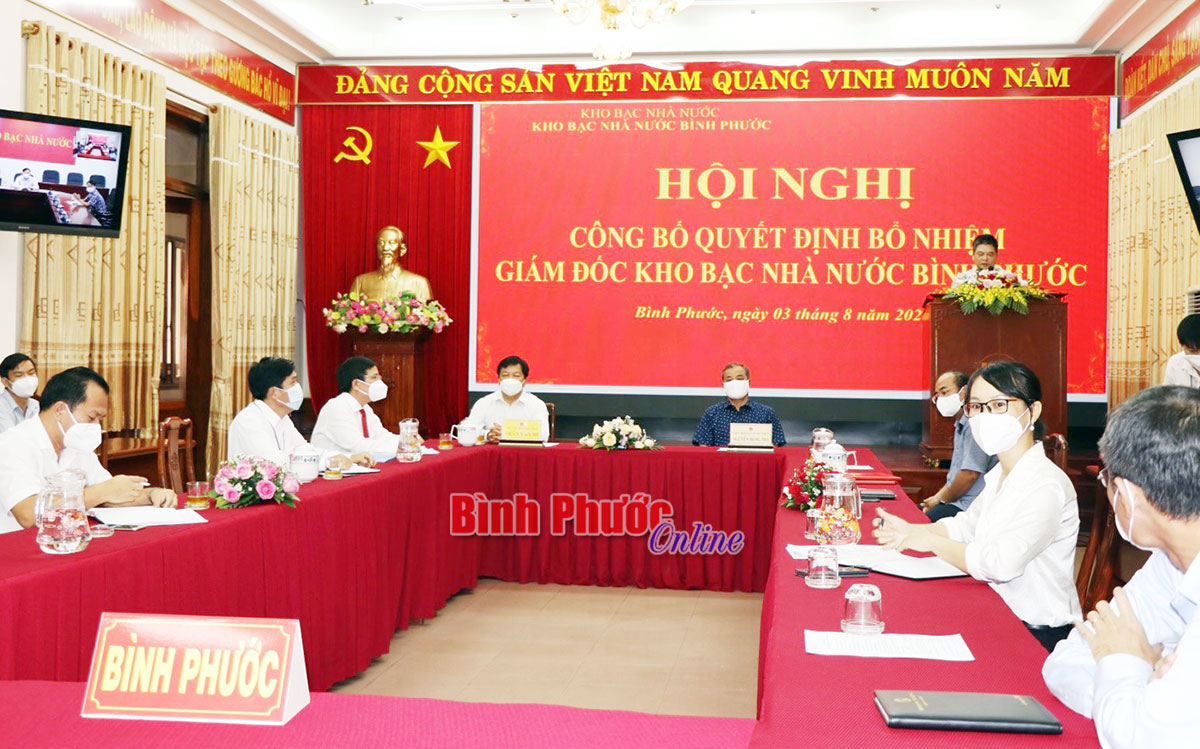 Công bố quyết định bổ nhiệm Giám đốc Kho bạc Nhà nước Bình Phước