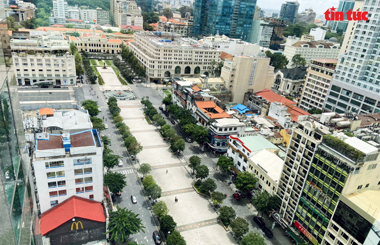 Ch&uacute; th&iacute;ch ảnh