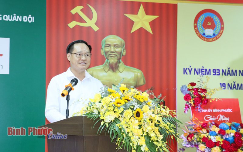 Họp mặt 93 năm Ngày truyền thống ngành tuyên giáo và 19 năm Ngày thành ...