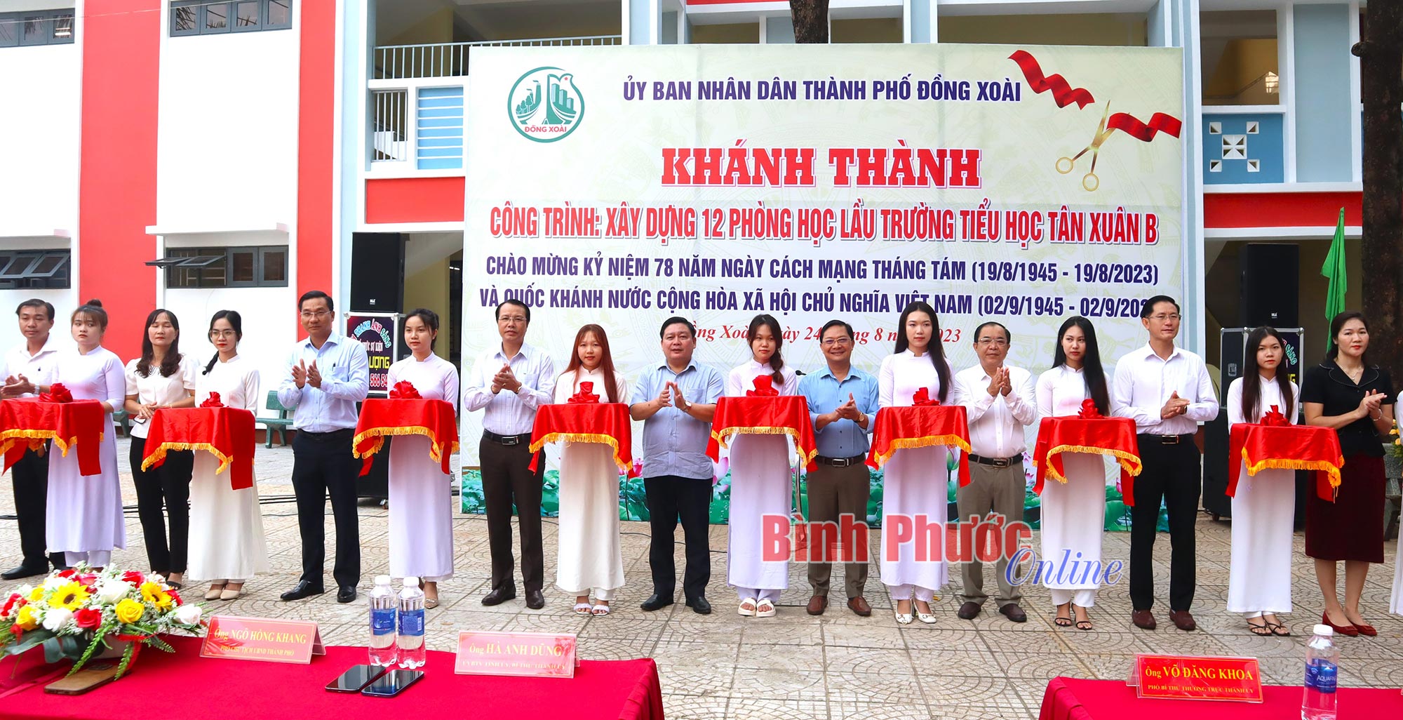 Đồng Xoài: Khánh thành 12 phòng học lầu