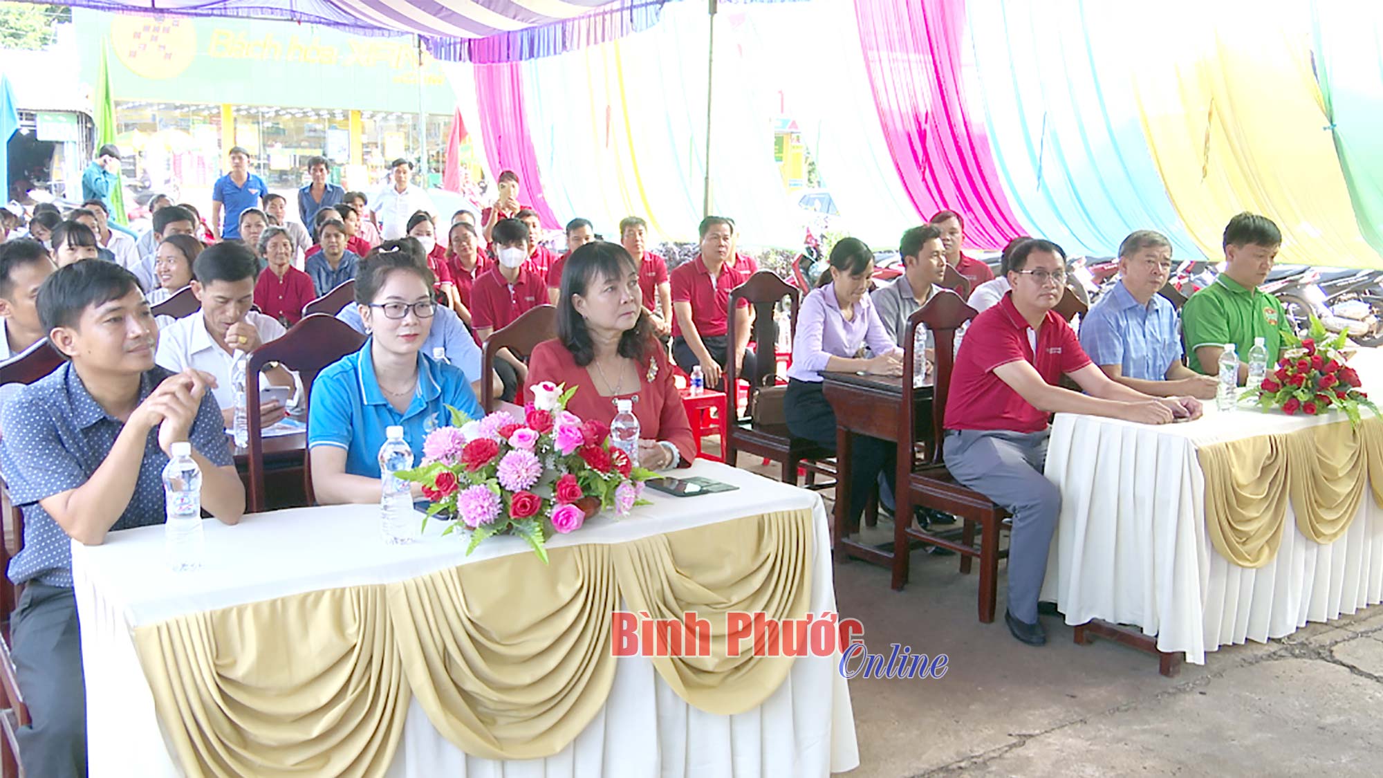 Lộc Ninh: Phát động hưởng ứng “Chợ văn minh, không dùng tiền mặt”