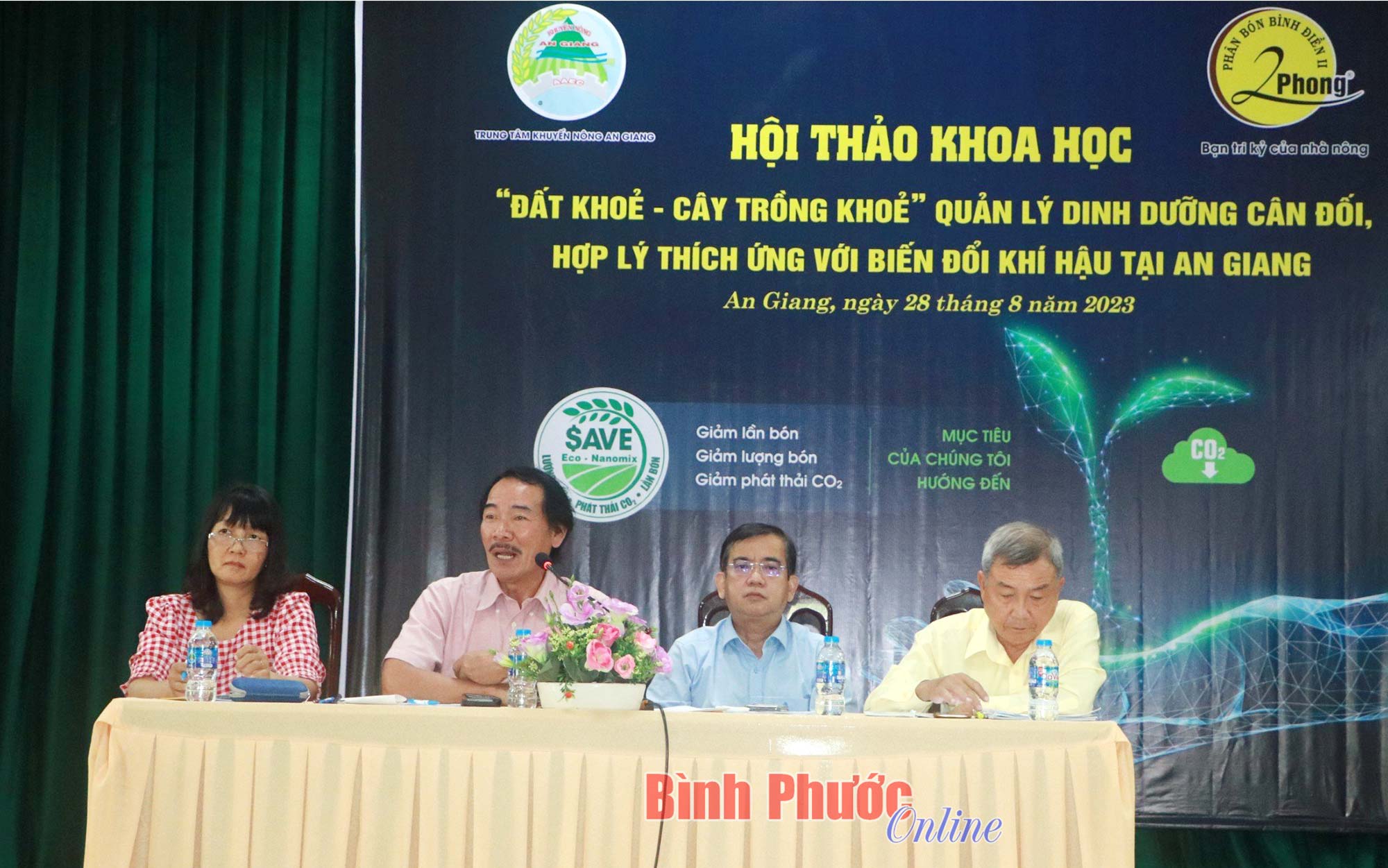 Hội thảo “Đất khỏe