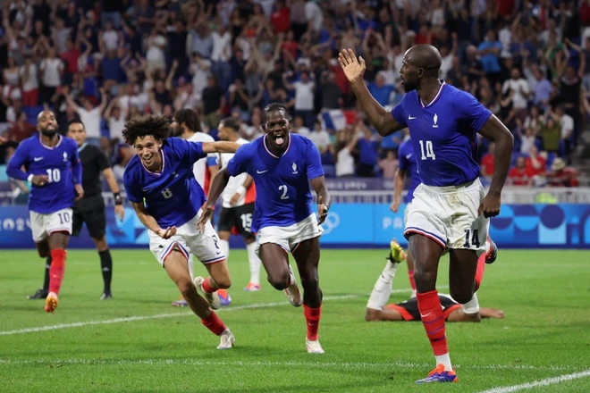 Olympic Pháp giành quyền đi tiếp sau trận đấu căng thẳng với Ai Cập. (Nguồn: Reuters) Olympic_phap_0608.jpg