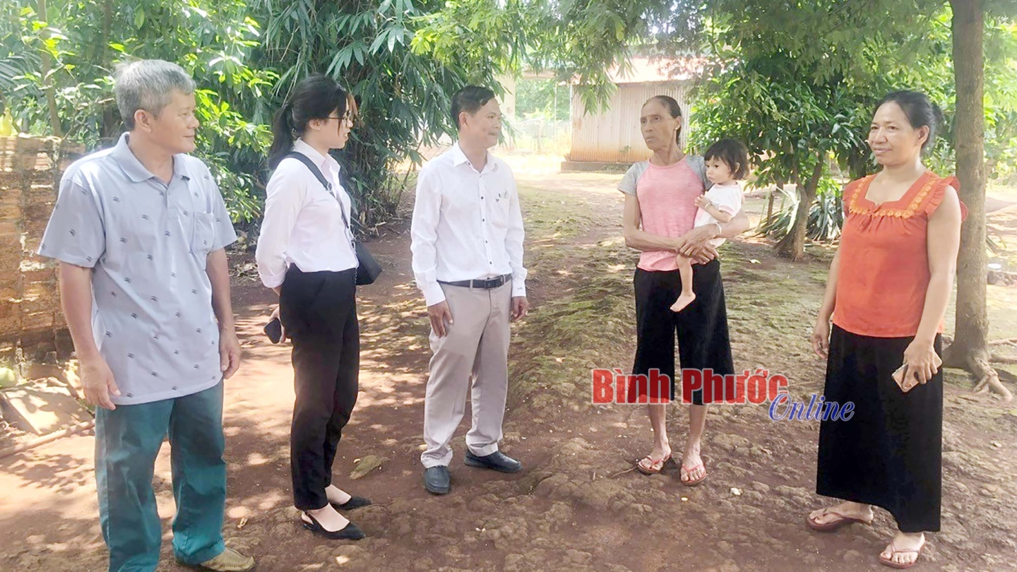 Chung tay giảm nghèo bền vững