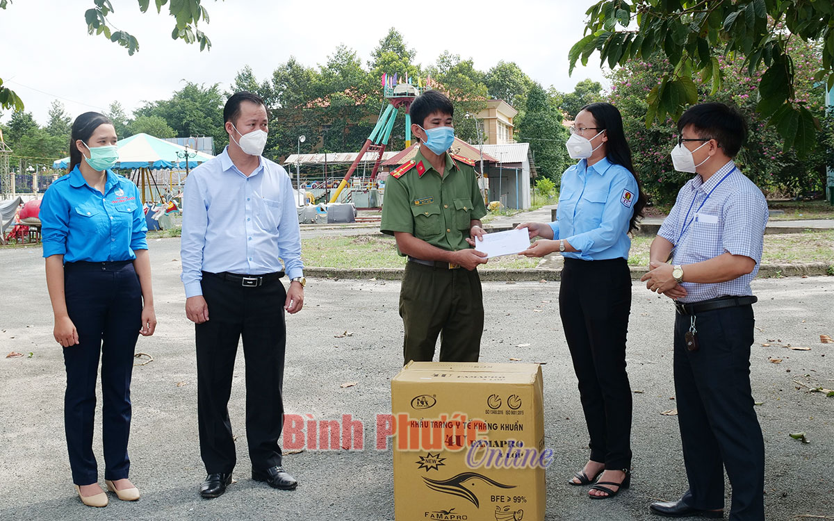 Tết Trung thu ấm áp nghĩa tình