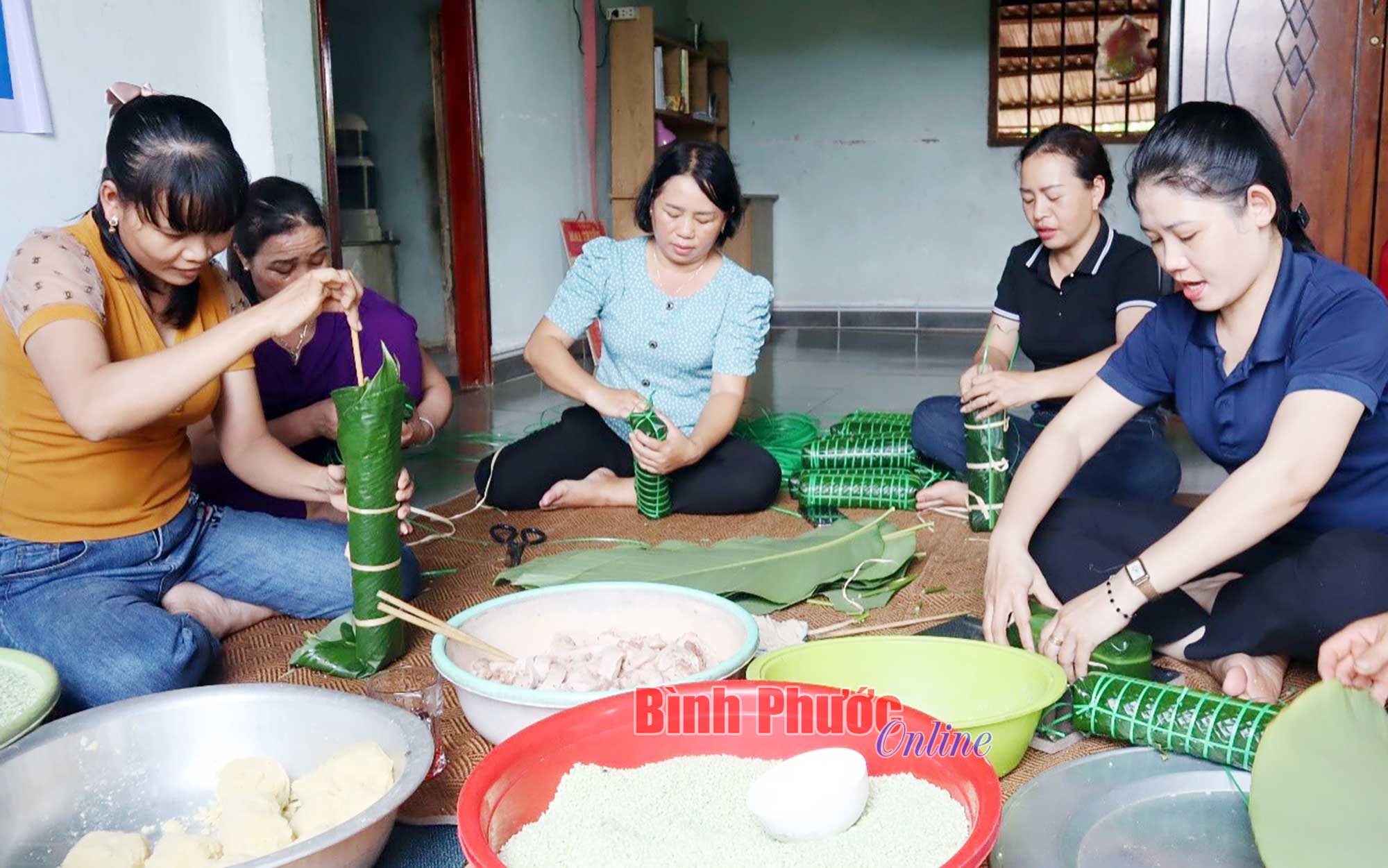 Những chiếc bánh nghĩa tình