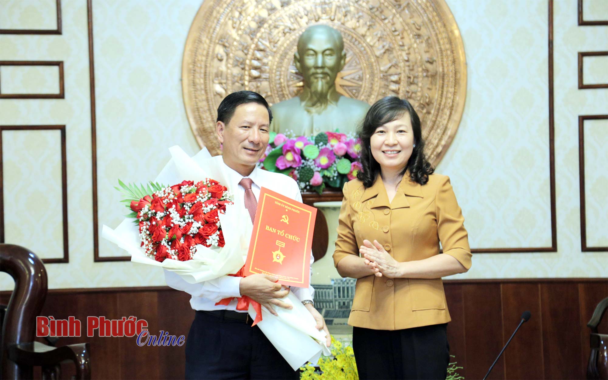 Đồng chí Trần Văn Xuân được bổ nhiệm giữ chức Phó chánh Văn phòng Tỉnh ủy Bình Phước
