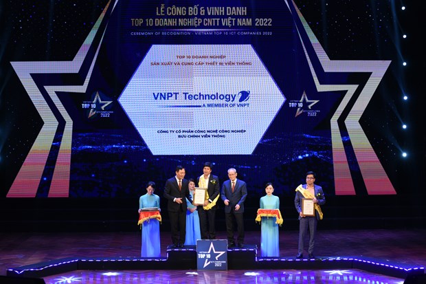 Vinh danh TOP 10 doanh nghiep cong nghe thong tin Viet Nam 2022 hinh anh 3
