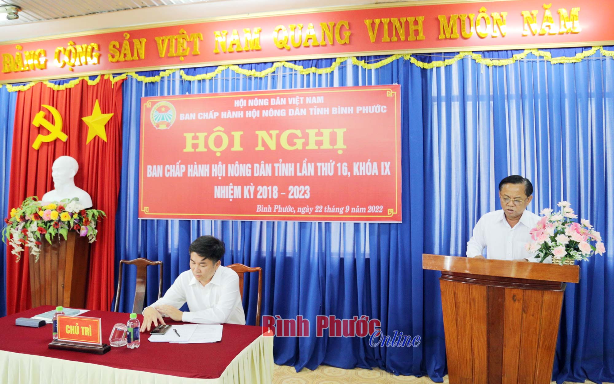 Tỉnh ủy viên, Chủ tịch Hội Nông dân tỉnh Trần Văn Vinh phát biểu nhận nhiệm vụ
