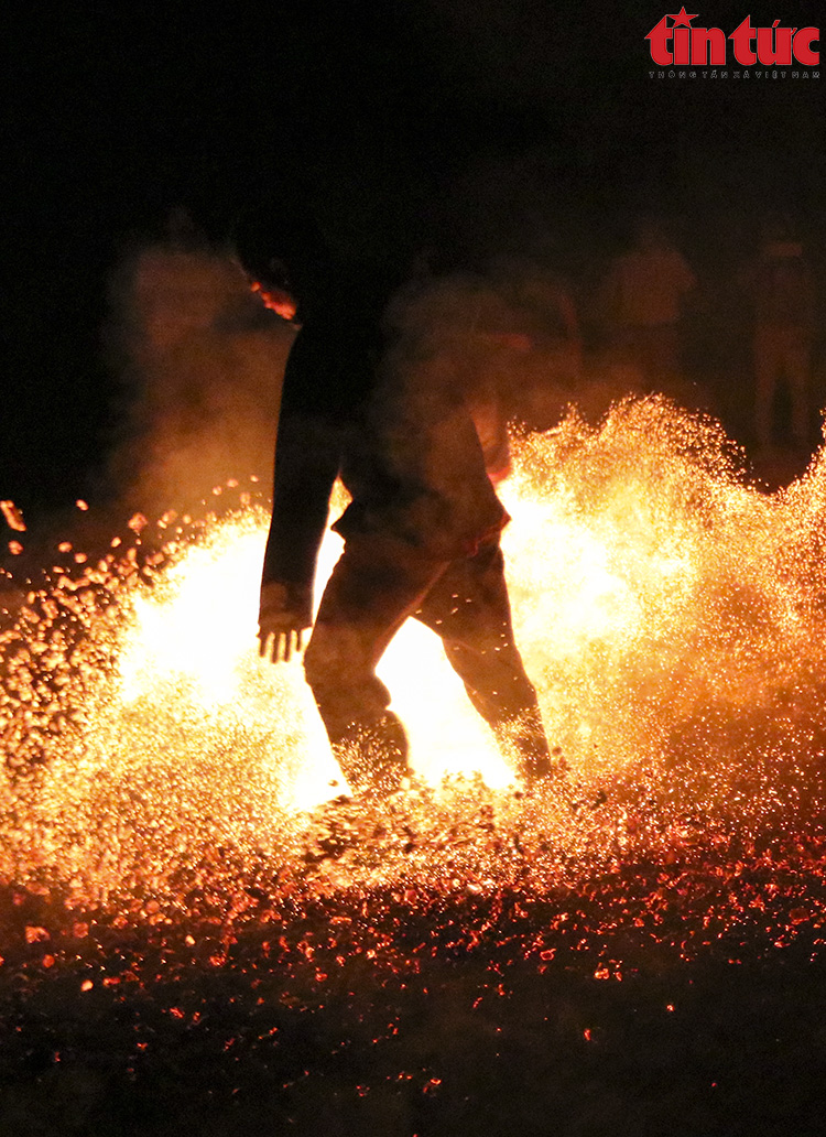 Ch&uacute; th&iacute;ch ảnh
