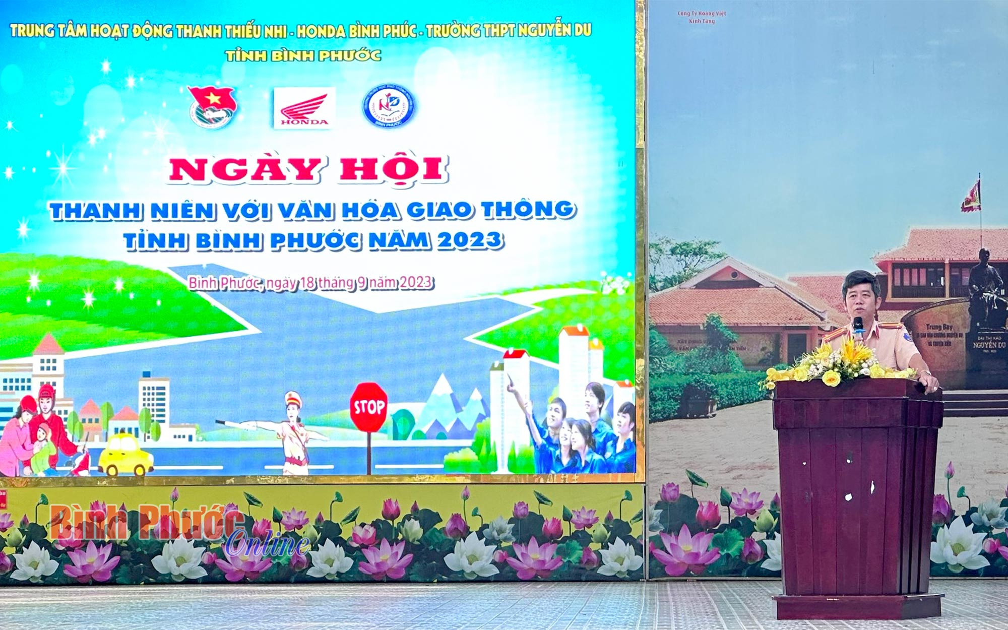 Ngày hội “Thanh niên với văn hóa giao thông” 