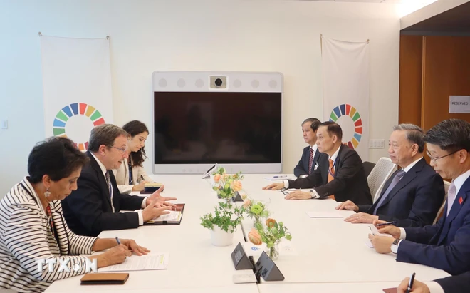 Tổng Bí thư, Chủ tịch nước Tô Lâm gặp Tổng Giám đốc Chương trình Phát triển Liên hợp quốc (UNDP) Achim Steiner. (Ảnh: TTXVN) ttxvn_tong_bi_thu_chu_tich_nuoc_gap_tong_giam_doc_undp_va_chu_tich_uy_ban_chau_au_2509-3.jpg