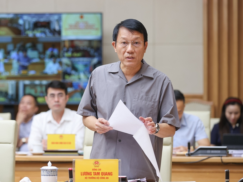 Thủ tướng: 6 nhóm nhiệm vụ, giải pháp lớn sau 'siêu bão' lịch sử- Ảnh 8. Thủ tướng: 6 nhóm nhiệm vụ, giải pháp lớn sau 'siêu bão' lịch sử- Ảnh 8.