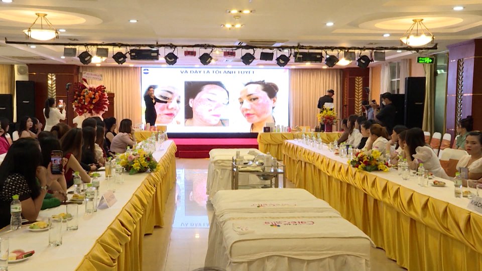Ánh Tuyết Spa mở trung tâm đào tạo học viên về phác đồ CareCella tại Bình Phước