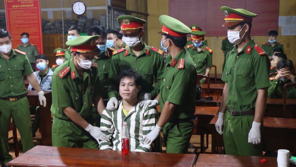 Bản tin 100 độ ngày 10-12: Thi hành án tử hình kẻ giết bạn tù để trốn trại