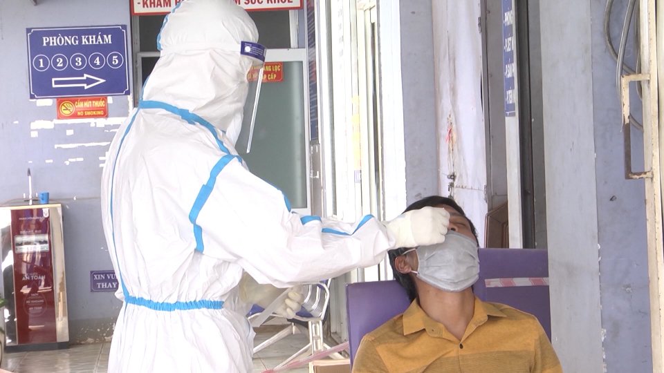 Bản tin Covid tối 22-12-2021