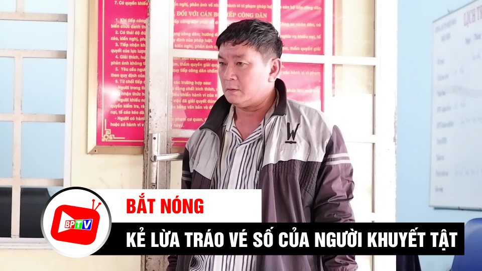 Bắt nóng đối tượng tráo hàng trăm tờ vé số của người phụ nữ khuyết tật | BPTV