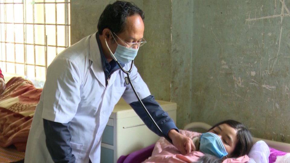 "BỆNH LẠ" khiến 3 người tử vong, 21 người nhập viện