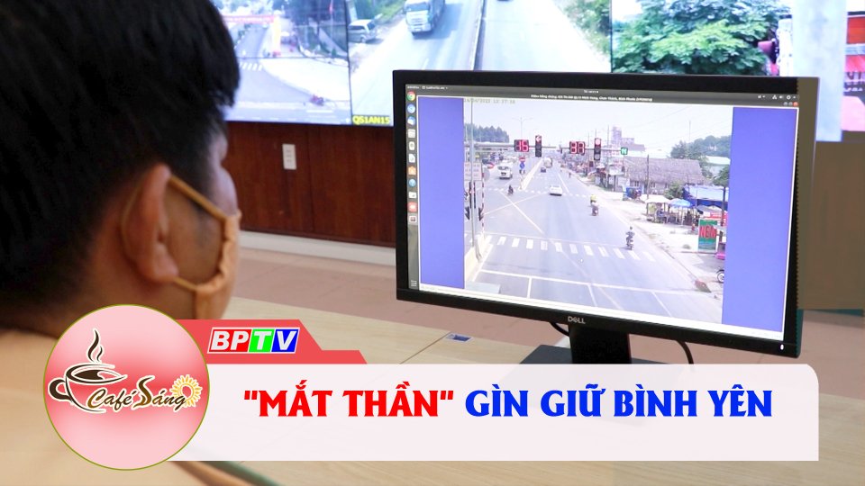 Cà phê sáng 15-7-2022