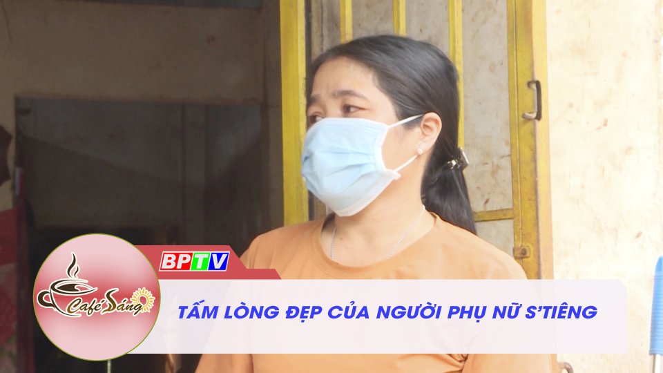 Cà phê sáng 24-10-2021 | Người phụ nữ S’tiêng hiến đất dựng nhà cho bà con nghèo 