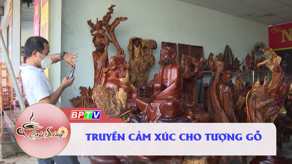 Cà phê sáng 29-12-2021 | Người "thổi hồn" cho những bức tượng gỗ
