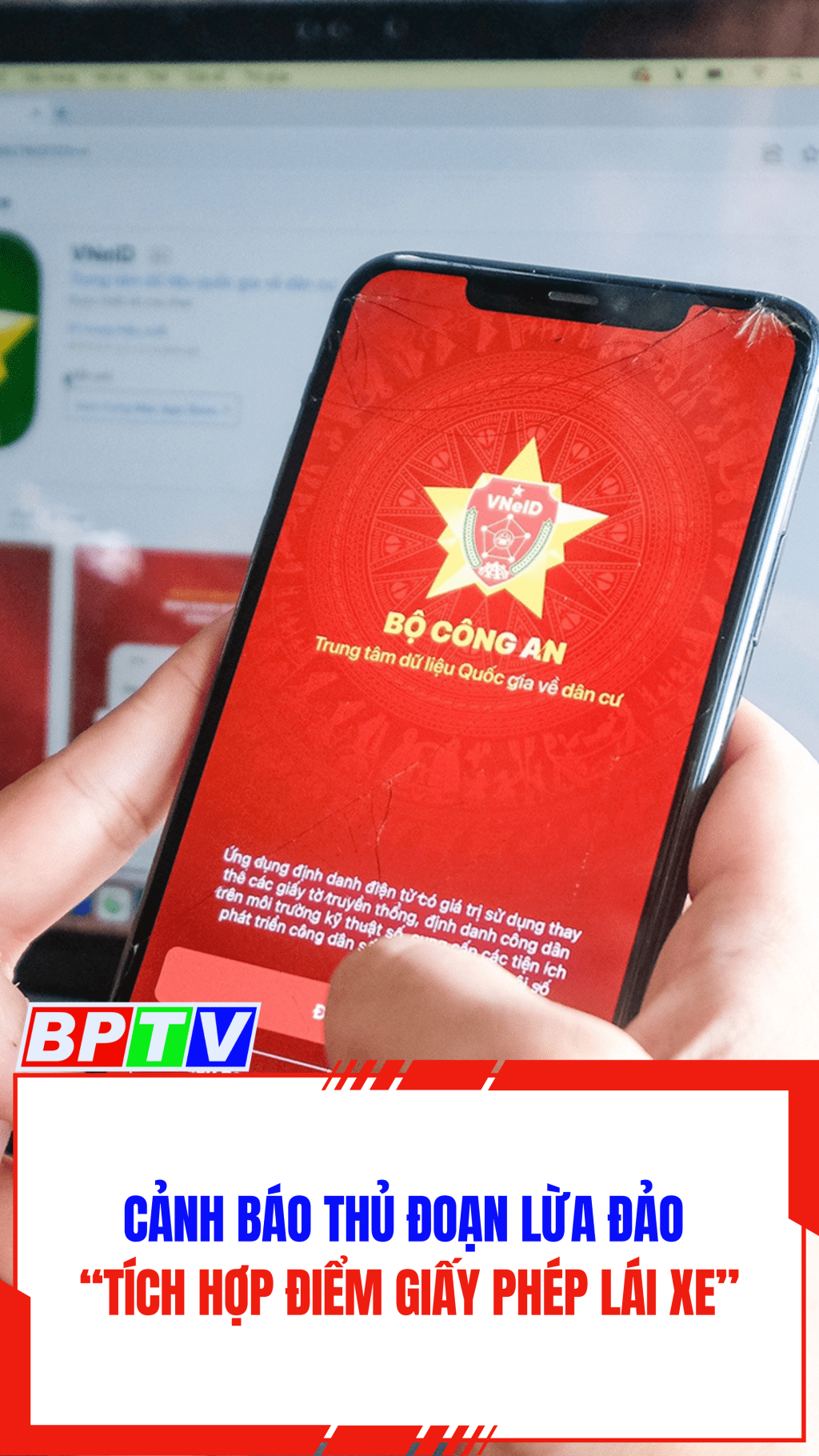 Cảnh báo thủ đoạn lừa đảo 'tích hợp điểm giấy phép lái xe' #shorts