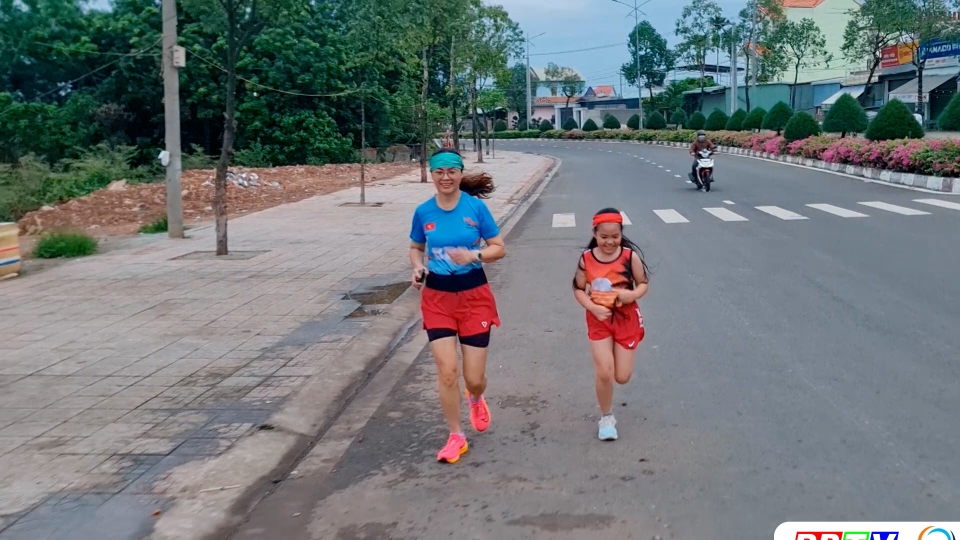 Chạy bộ cùng con
