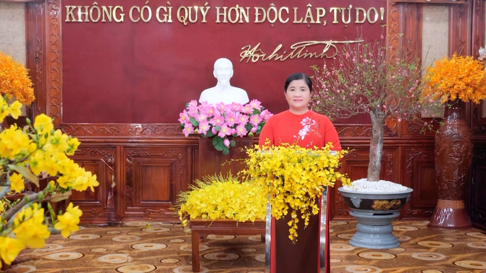 Chủ tịch UBND tỉnh Bình Phước Trần Tuệ Hiền chúc tết Ất Tỵ 2025