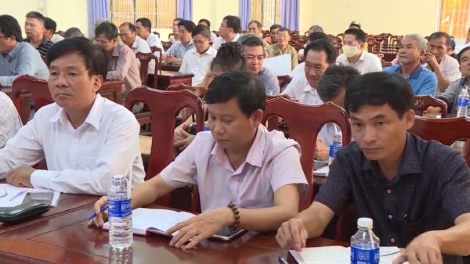 Đại biểu Quốc hội tỉnh tiếp xúc cử tri Bình Long, Lộc Ninh