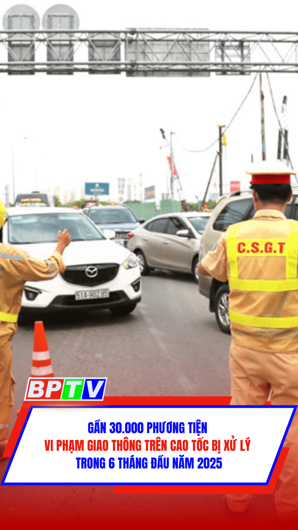 Gần 30.000 phương tiện vi phạm giao thông trên cao tốc bị xử lý trong 6 tháng đầu năm #shorts