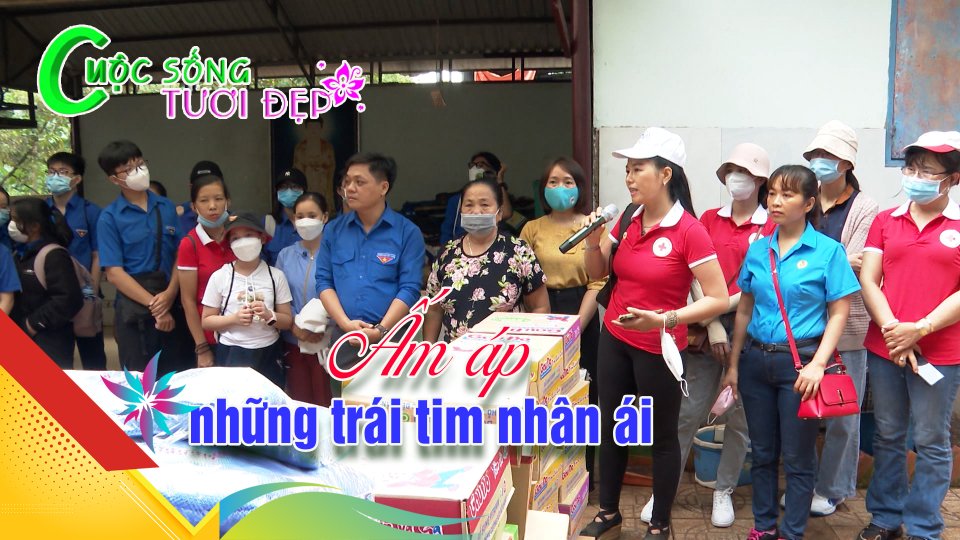 Hành trình thiện nguyện của những trái tim ấm áp
