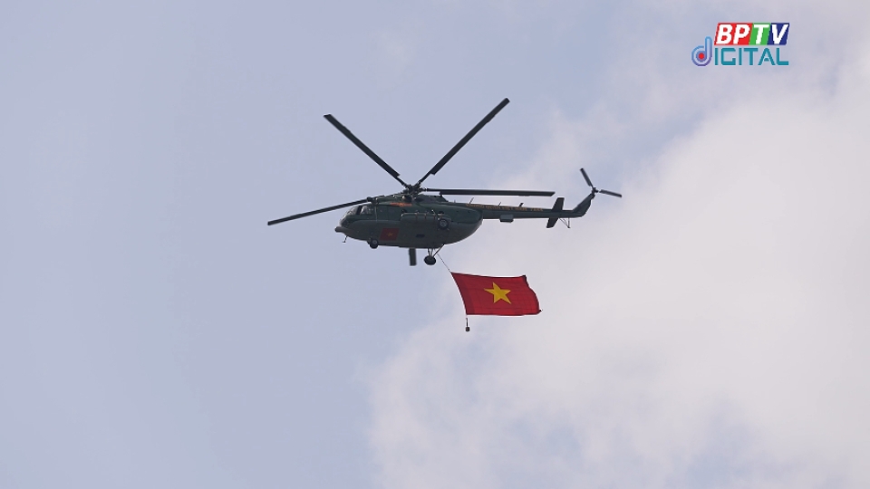 🇻🇳 Hoà bình là khi chúng ta nghe tiếng máy bay nhưng vẫn yên tâm, vì đó là Việt Nam 