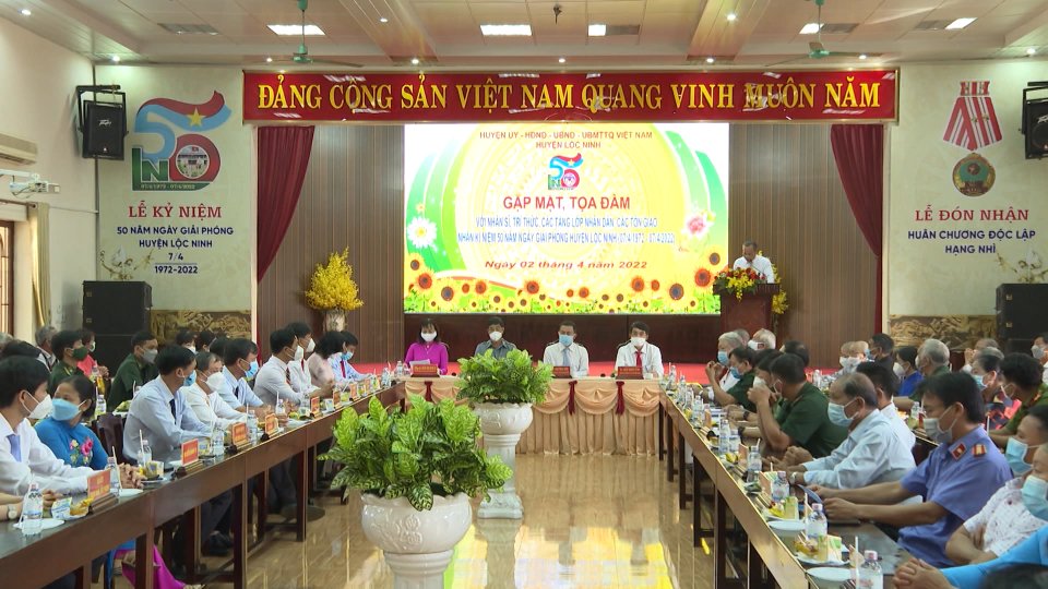 [Video] Lộc Ninh gặp gỡ nhân sĩ, trí thức, các tầng lớp, giai cấp, tôn giáo