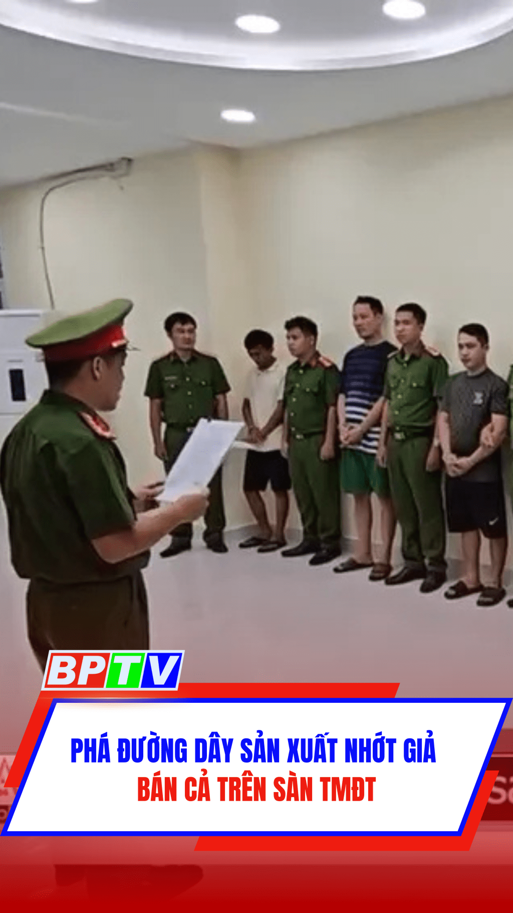 Phá đường dây 220.000 sản phẩm nhớt giả bán cả trên sàn TMĐT #shorts