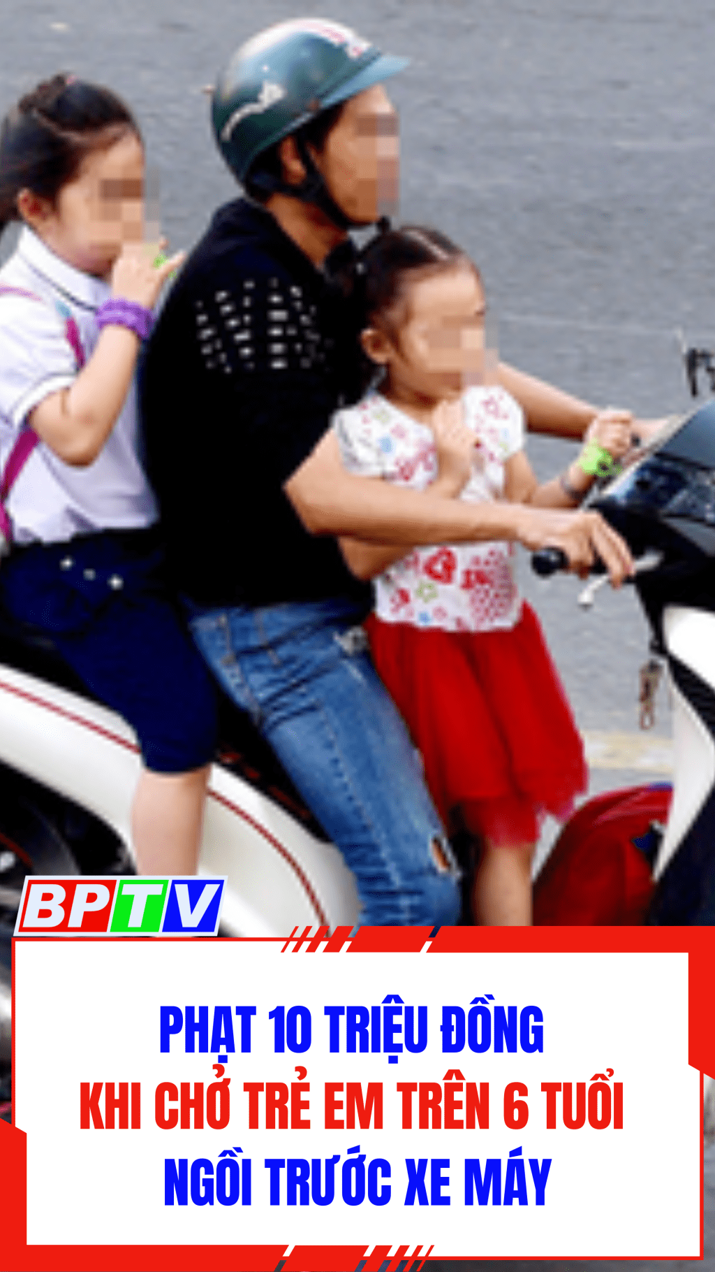 Phạt 10 triệu đồng khi chở trẻ em trên 6 tuổi ngồi trước xe máy #shorts