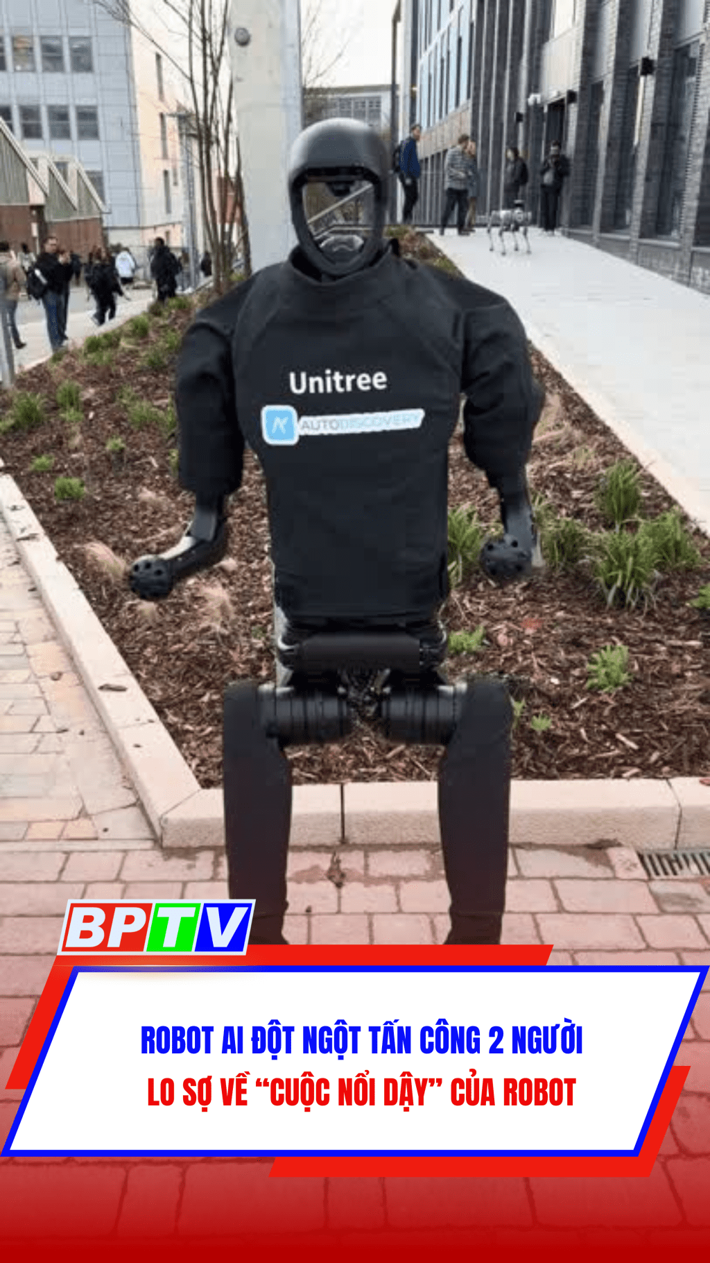 Robot AI đột ngột tấn công 2 người, lo sợ về 'cuộc nổi dậy của robot #shorts