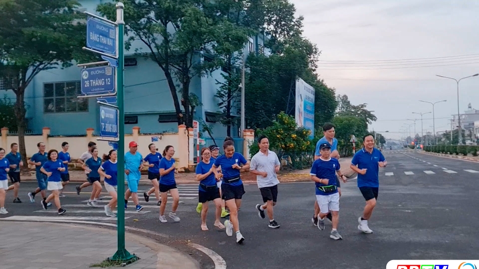 Runner sẵn sàng tranh tài giải marathon