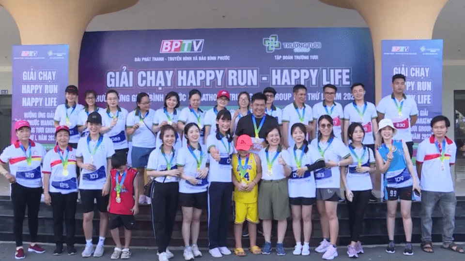 Sôi nổi Giải chạy Happy Run - Happy Life