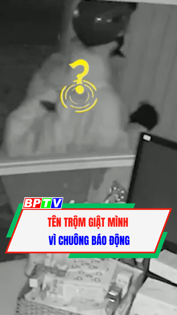 T&ecirc;n trộm giật m&igrave;nh v&igrave; chu&ocirc;ng b&aacute;o động #shorts